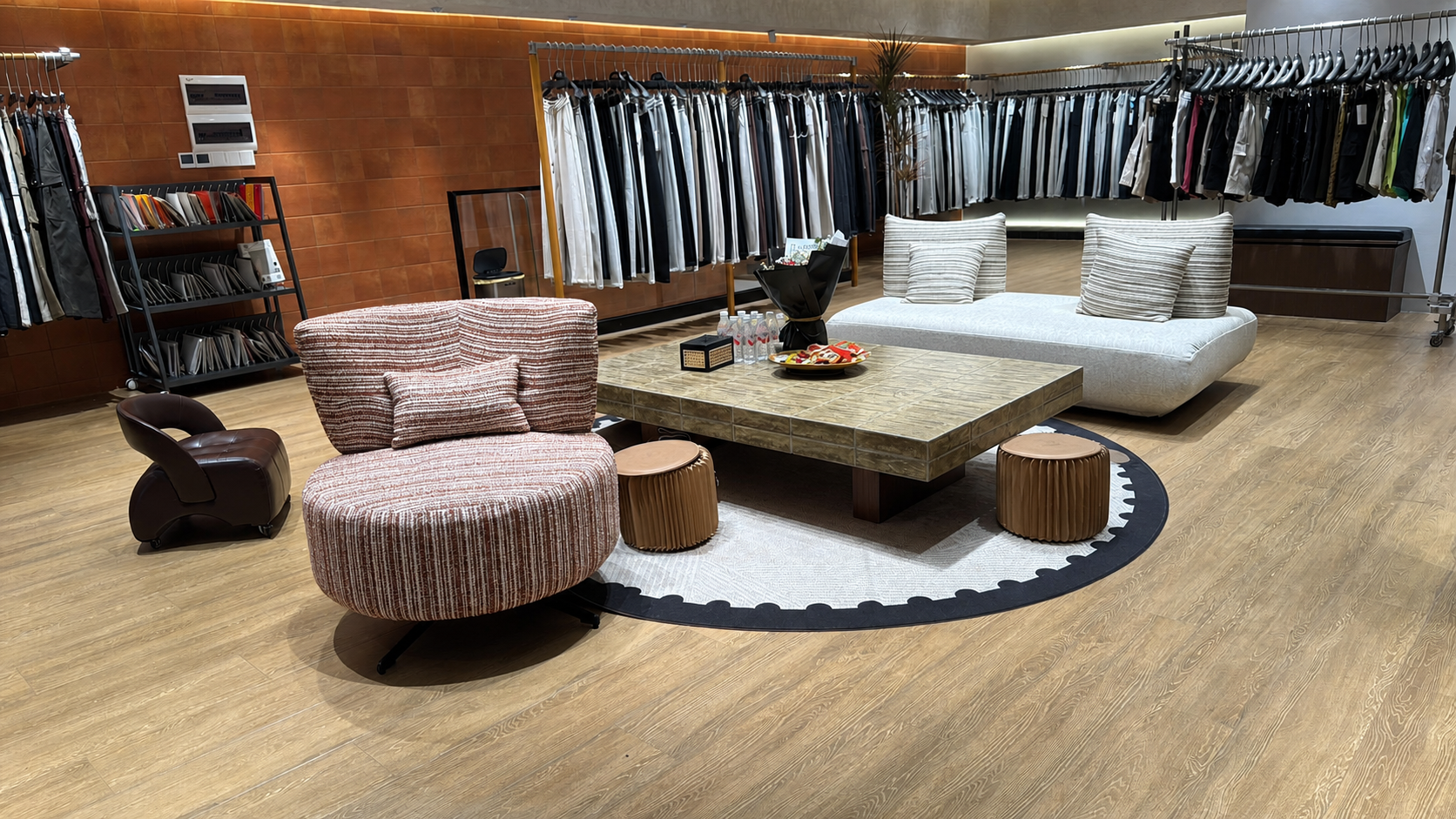 Three Self-Owned Guangzhou Showrooms